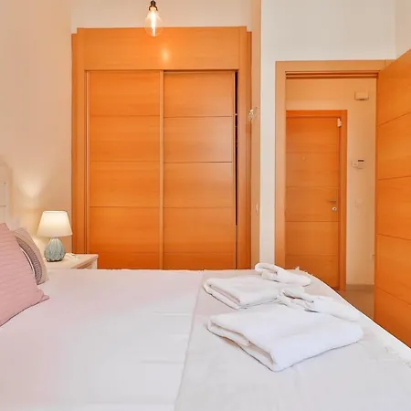 Flat 2 Bedrooms In The Center * Malaga