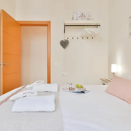 Apartment Flat 2 Bedrooms In The Center *