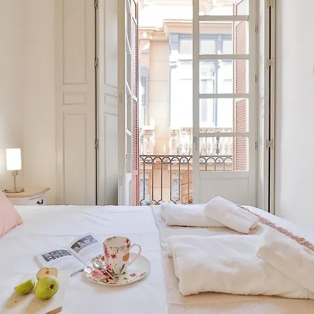Flat 2 Bedrooms In The Center